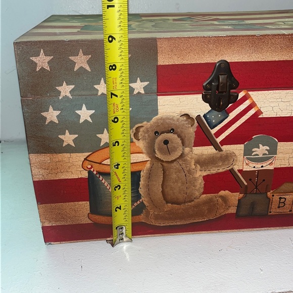 Antique Kids Chest/Toy Box - Picture 7 of 8